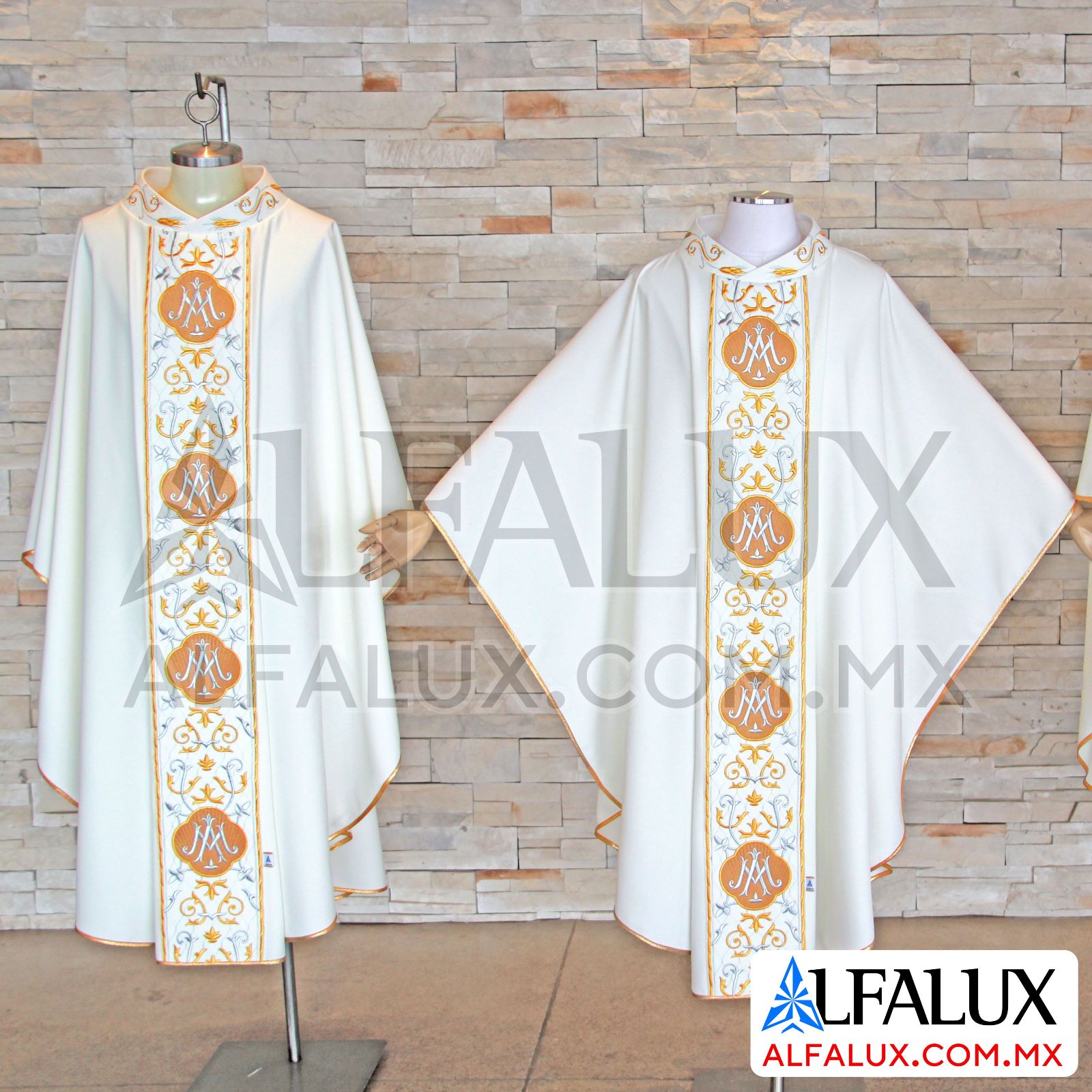 07 JHS MA Alfalux Casulla Central Perla ClloBord Cuello Bordado 102 Tres CasullasSquare